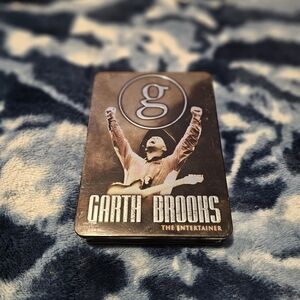 Garth Brooks The Entertainer DVD with Collectible Tin - Brown